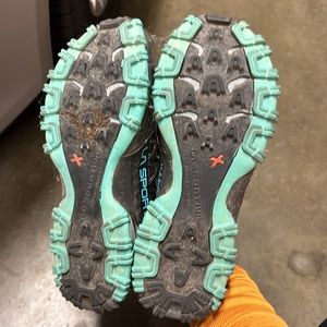 la sportiva trail running shoes